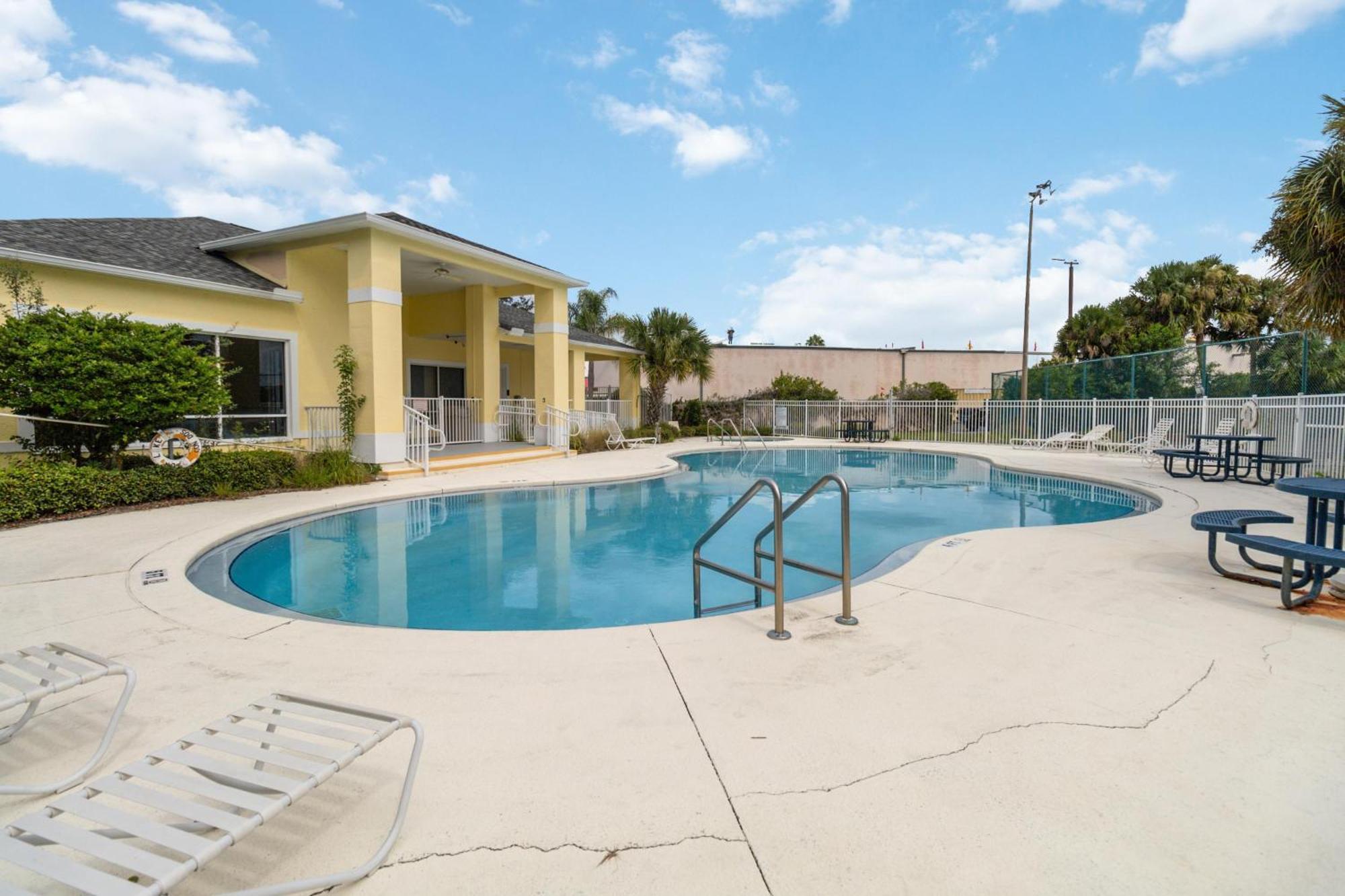 Huge Screened Patio That Overlooks Lake Buck, Near Famous Attractions!! Orlando Ngoại thất bức ảnh